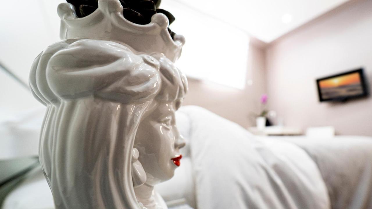 La Palma Del Sol Bed & Breakfast บาร์เลตตา ภายนอก รูปภาพ