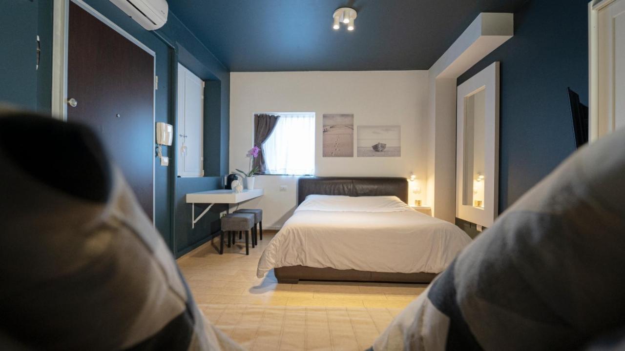 La Palma Del Sol Bed & Breakfast บาร์เลตตา ภายนอก รูปภาพ